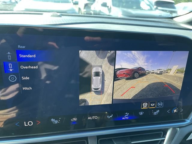 New 2026 Chevrolet Equinox EV LT FWD image 17