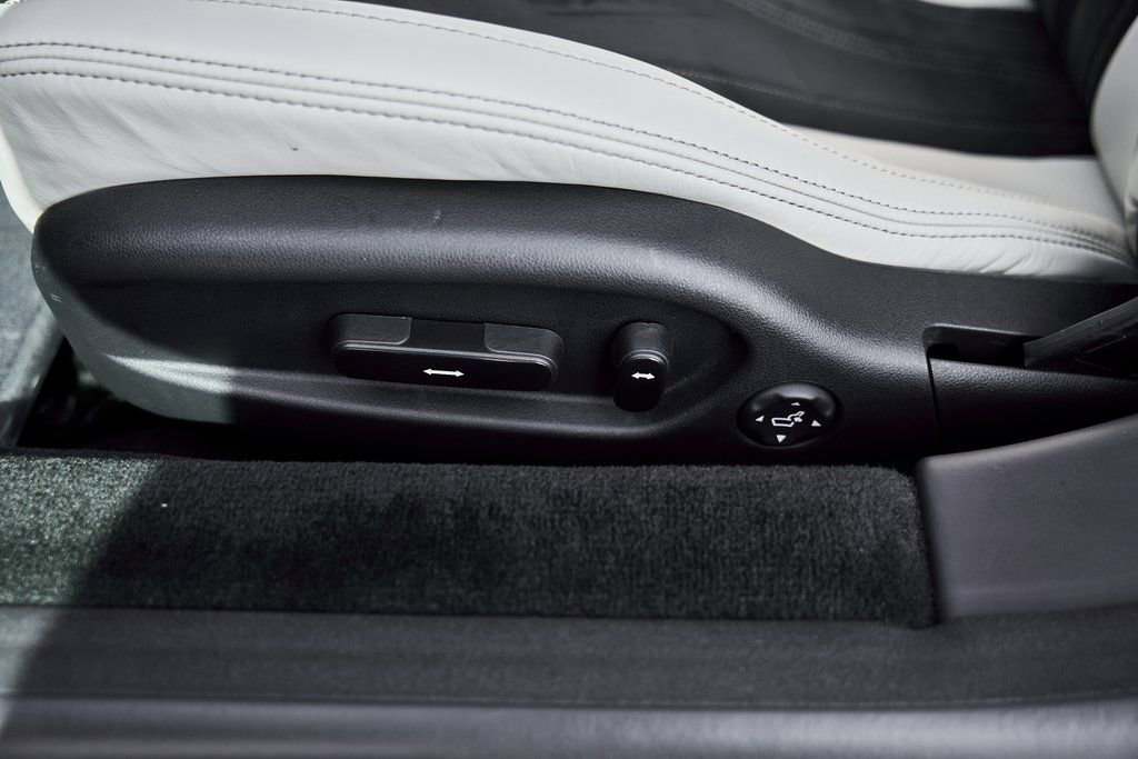 Used 2017 Acura NSX image 38