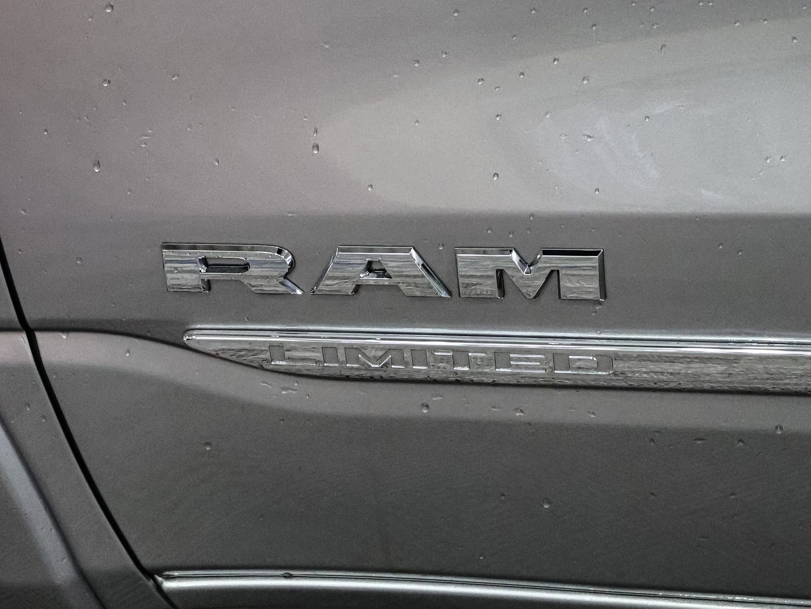Used 2020 RAM 1500 Limited image 18