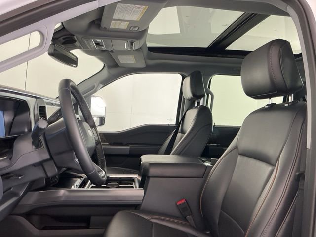 Certified 2025 Ford F450 Lariat w/ FX4 Off-Road Package image 17