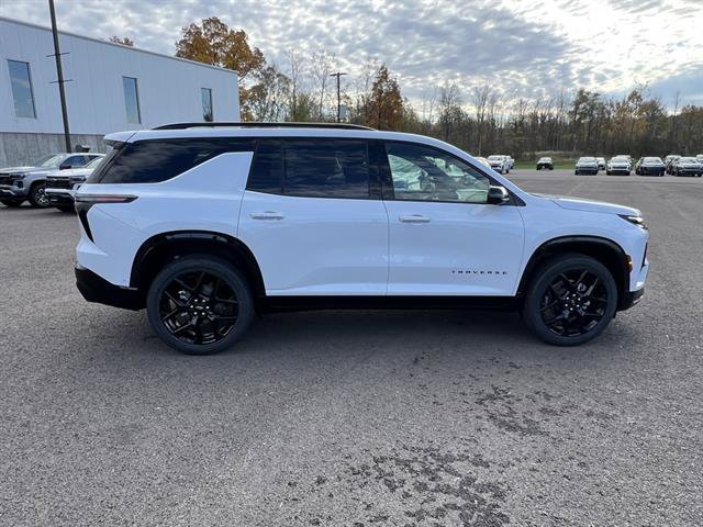 New 2026 Chevrolet Traverse RS w/ LPO, Floor Liner Package image 7
