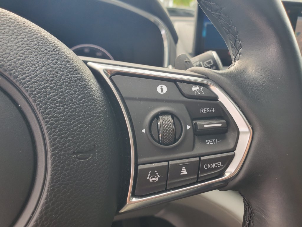 Certified 2024 Acura MDX w/ Technology Package FWD image 27