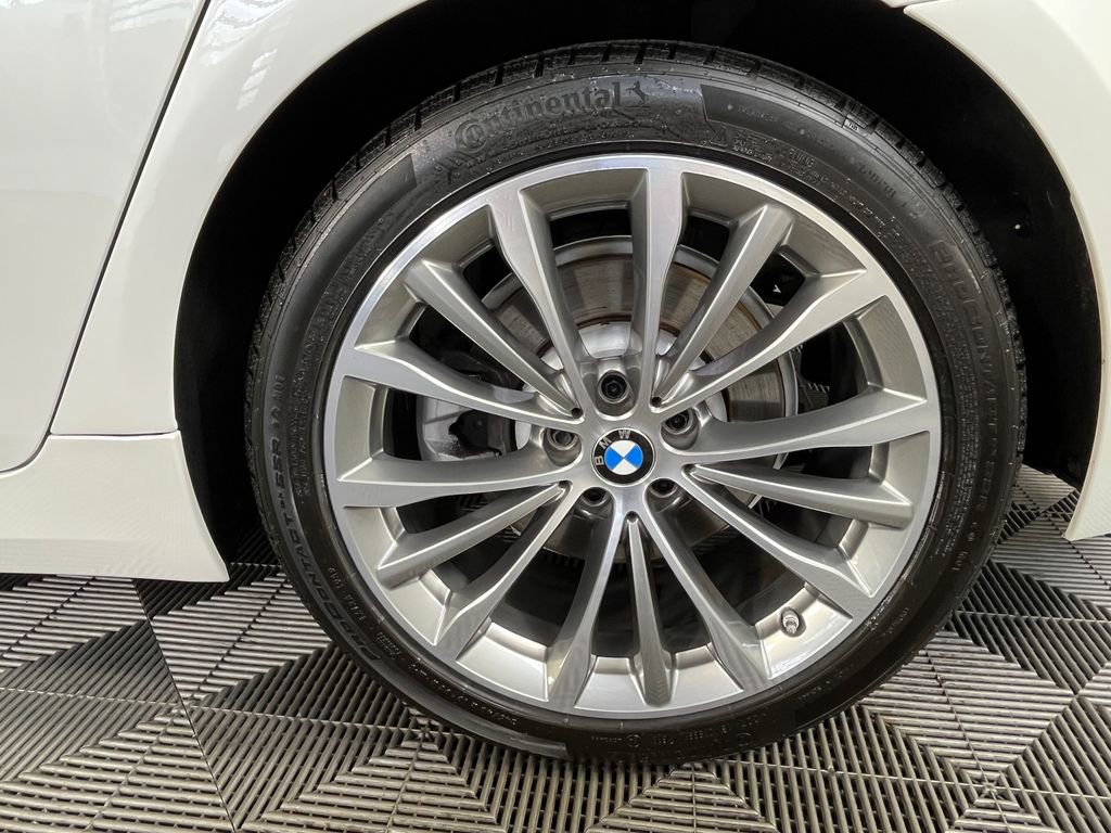 Certified 2023 BMW 530i xDrive w/ Convenience Package AWD/4WD image 14