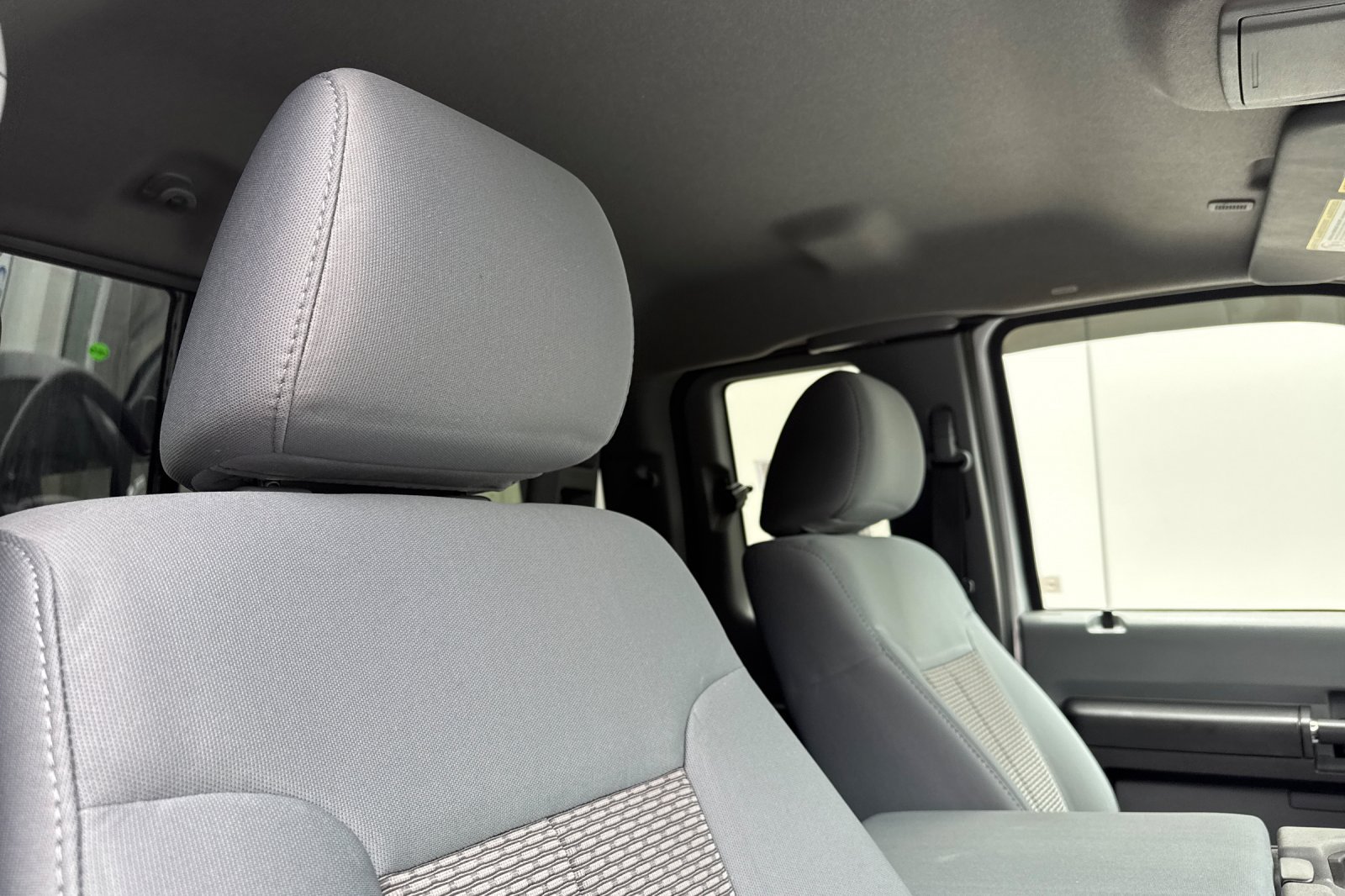 Used 2011 Ford F250 XLT w/ XLT Premium Pkg AWD/4WD image 16