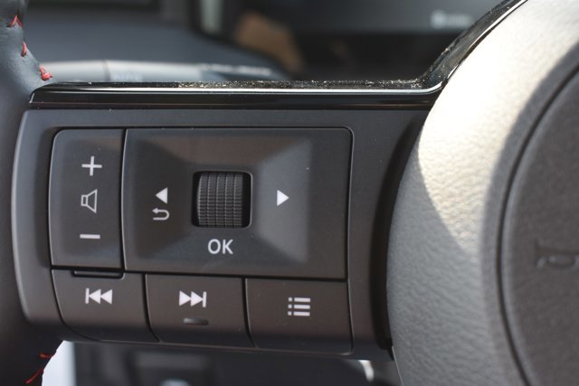 New 2026 Nissan Kicks SR w/ SR Premium Package image 21