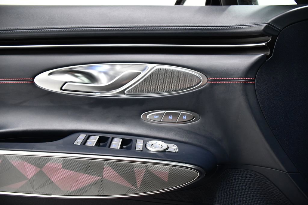 Used 2022 Genesis GV70 3.5T Sport w/ Sport Advanced Package image 17