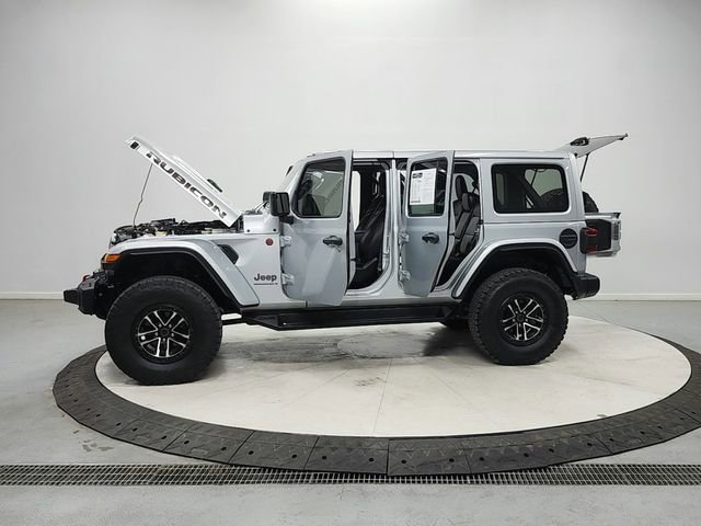 Used 2024 Jeep Wrangler Unlimited Rubicon AWD/4WD image 12