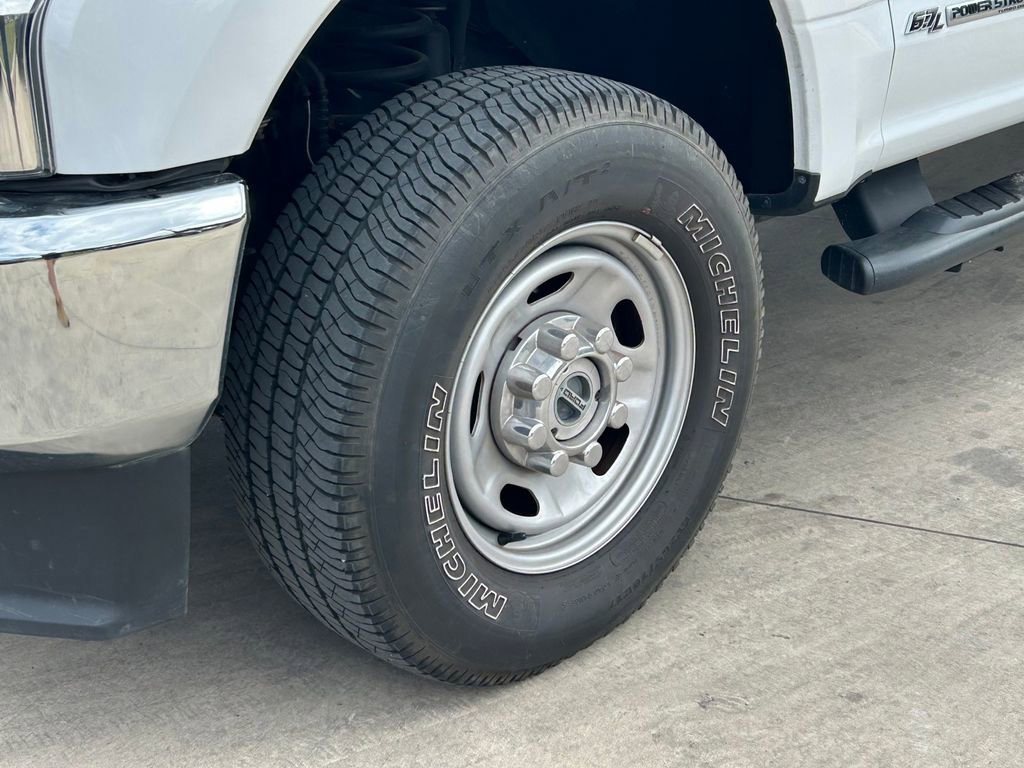 Used 2021 Ford F350 XL w/ Power Equipment Group AWD/4WD image 9