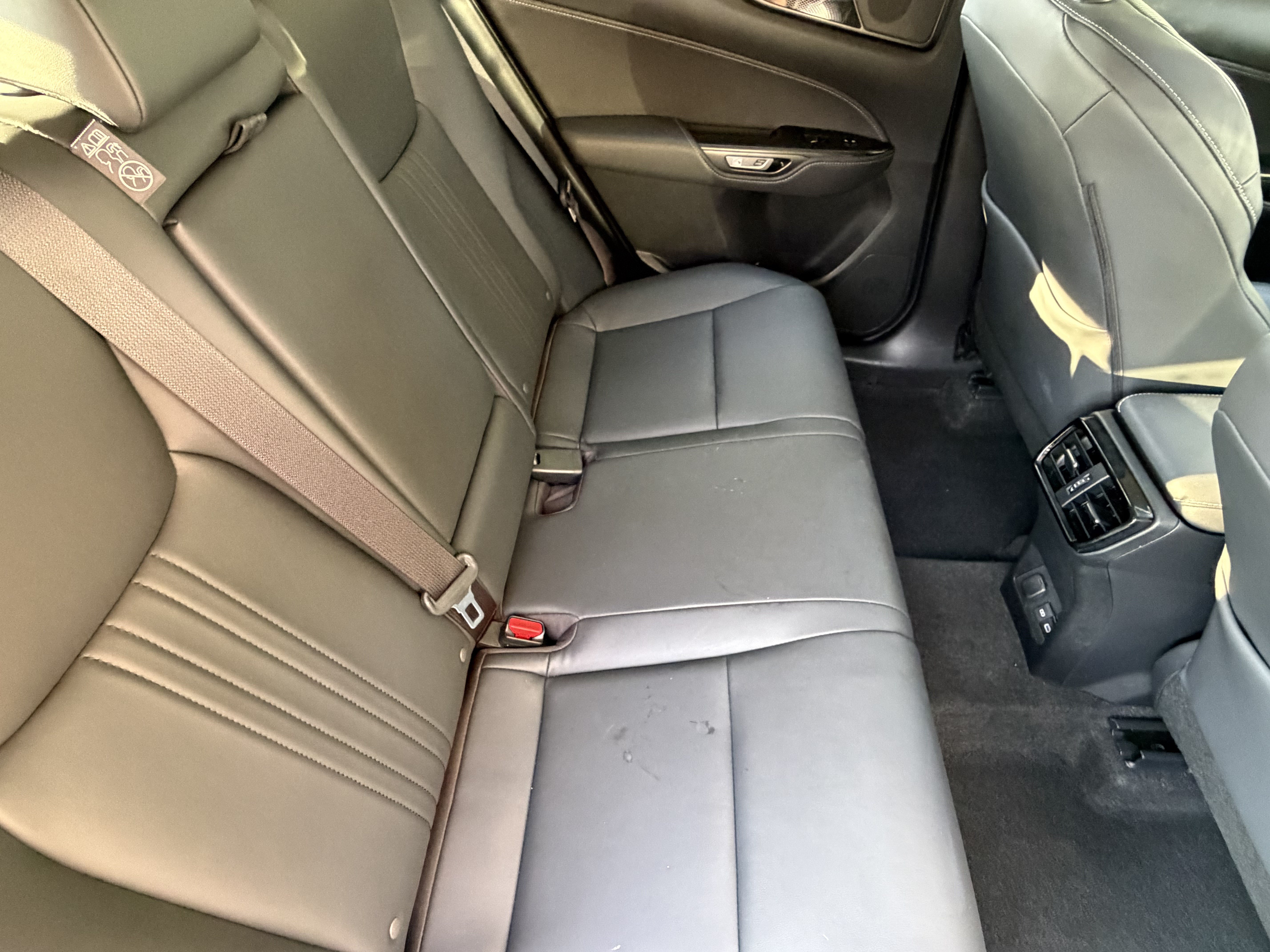Used 2024 Lexus NX 250 FWD w/ Cold Area Package image 39