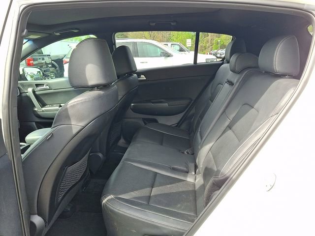 Used 2022 Kia Sportage Nightfall Edition image 8