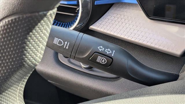 Used 2025 Chevrolet Trax LT image 15