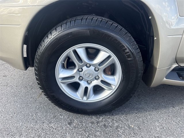 Used 2005 Lexus GX 470 image 10