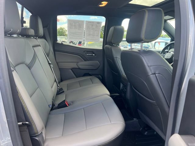 Used 2024 Chevrolet Colorado ZR2 w/ ZR2 Convenience Package III AWD/4WD image 16