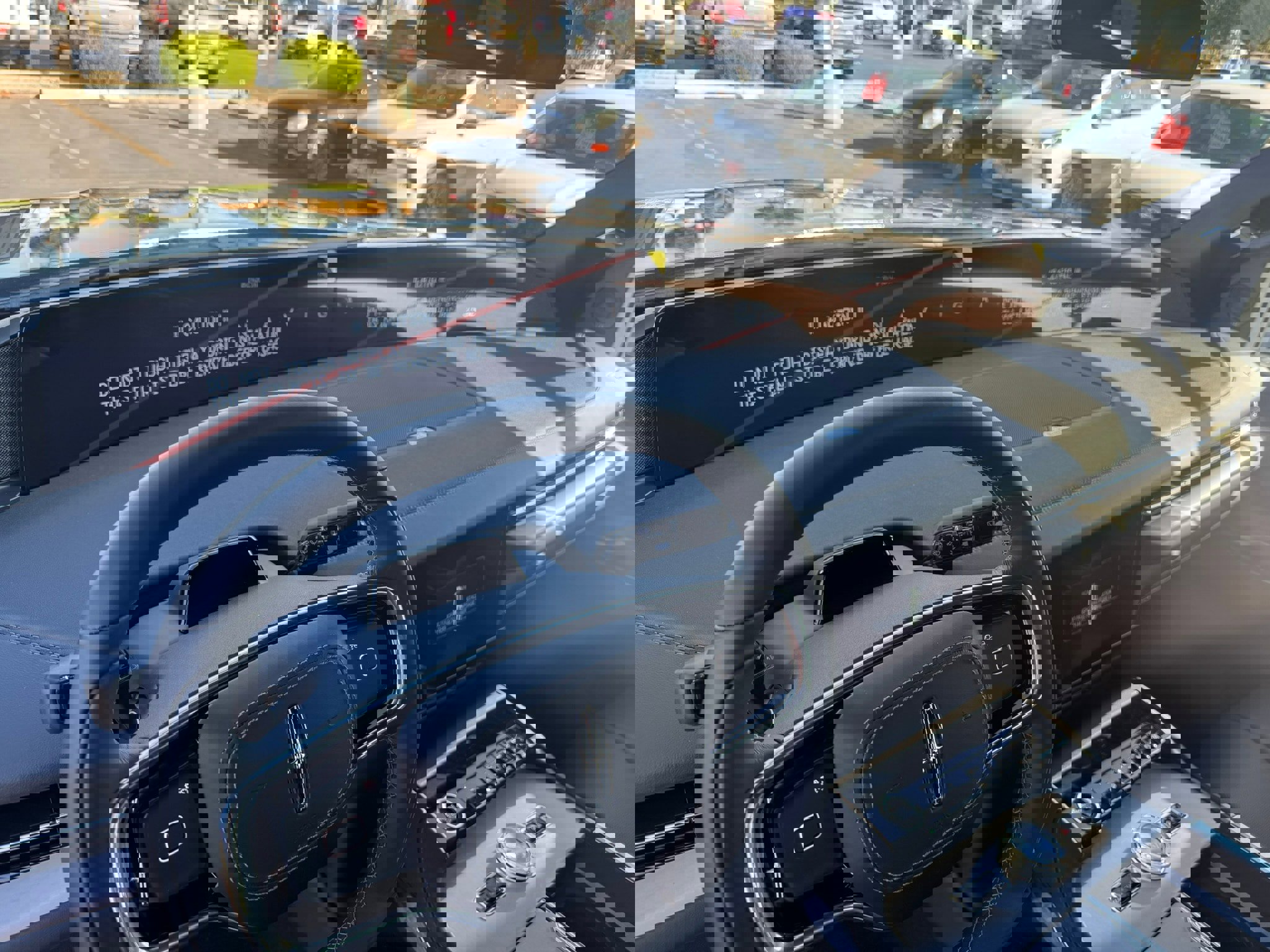 New 2025 Lincoln Navigator Reserve w/ Jet Appearance Package image 16