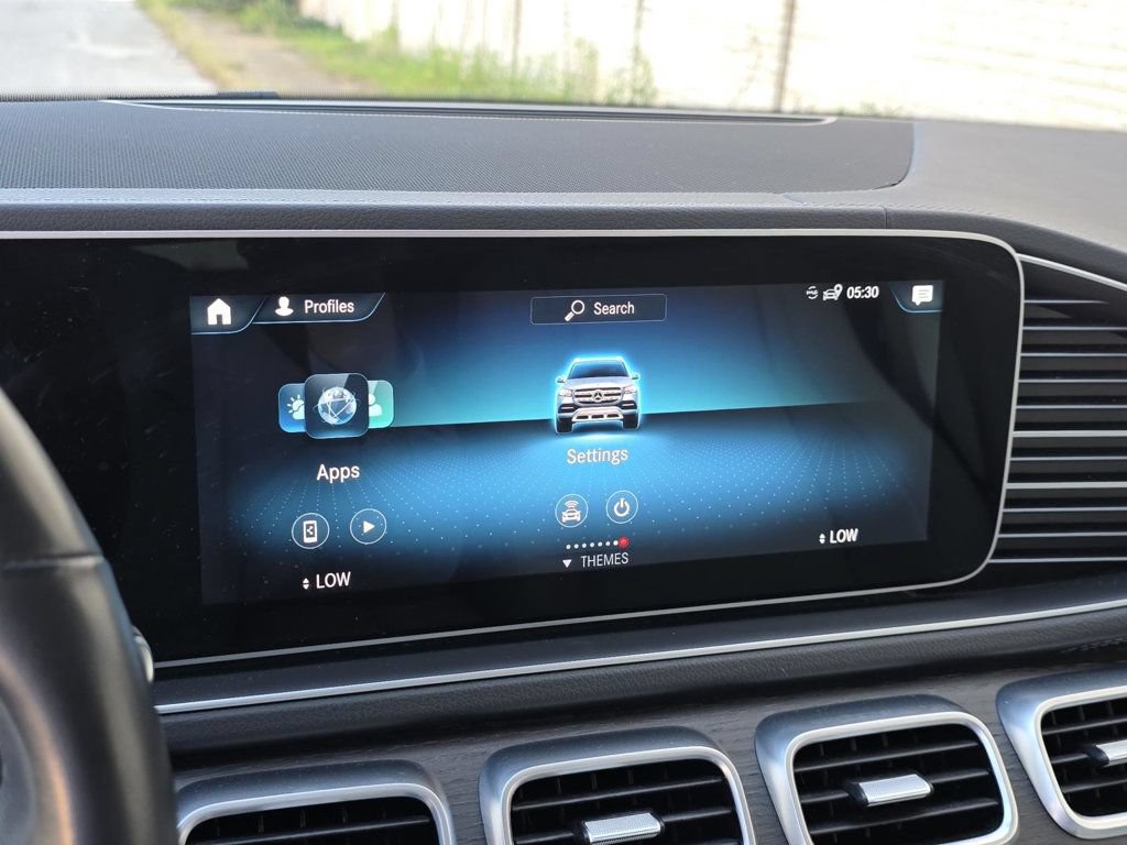 Used 2021 Mercedes-Benz GLS 450 4MATIC image 27