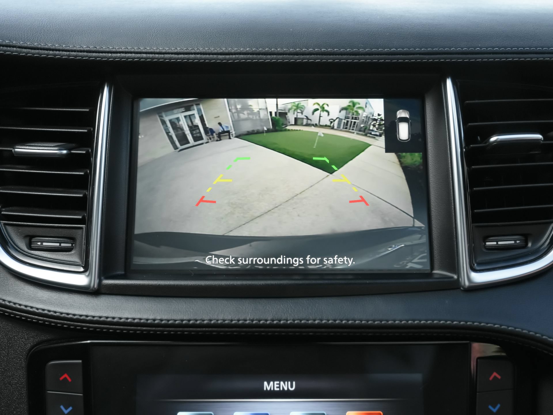 Used 2022 INFINITI QX50 Luxe FWD image 14