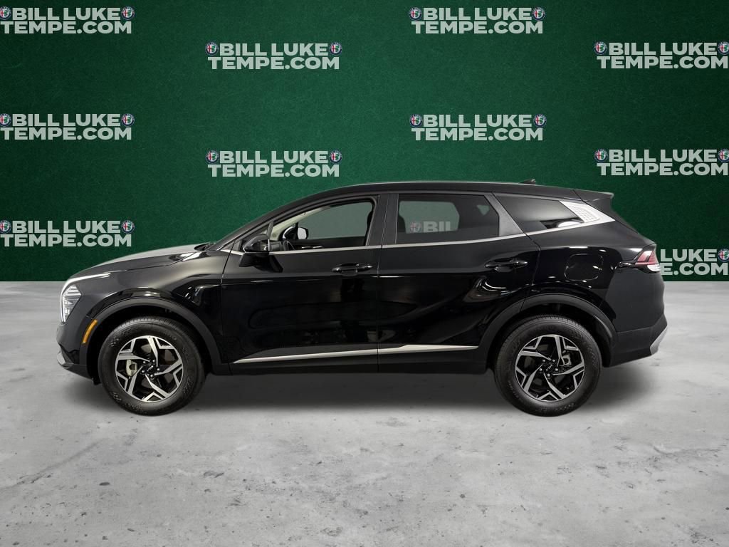 Used 2025 Kia Sportage LX image 8