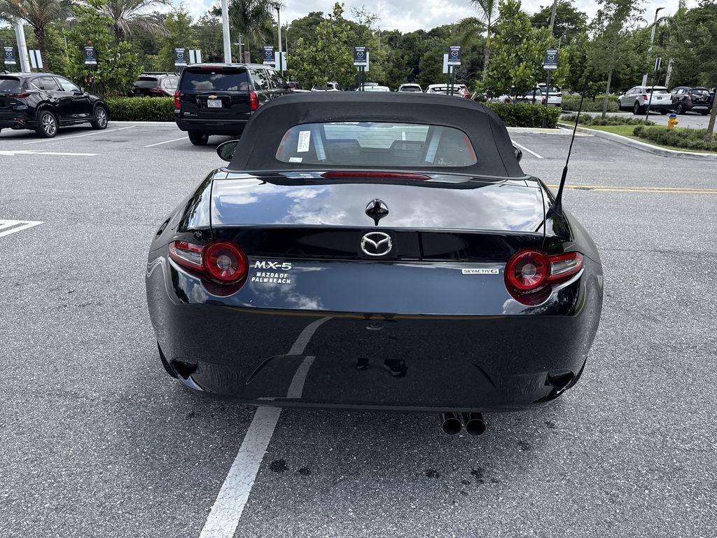 New 2026 MAZDA MX-5 Miata Grand Touring RWD image 2