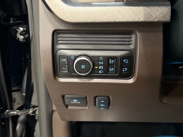 New 2025 Ford F350 King Ranch w/ Chrome Package image 14