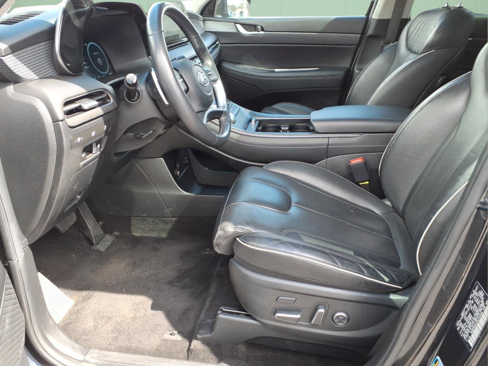 Used 2024 Hyundai Palisade Limited image 13