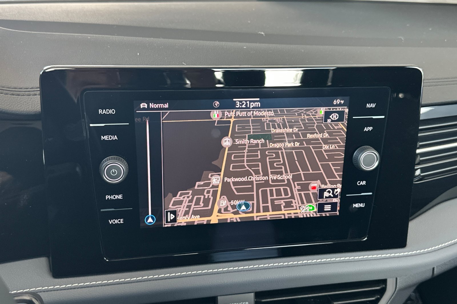 New 2026 Volkswagen Jetta SEL FWD image 18