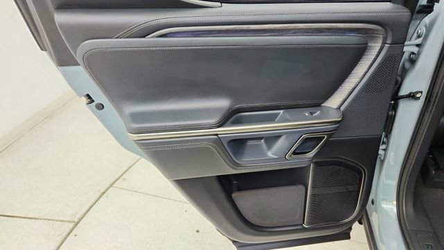 Used 2024 Rivian R1T Adventure image 33