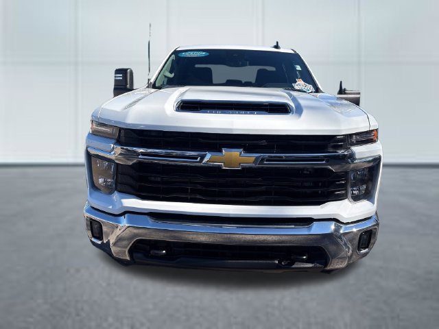 Used 2026 Chevrolet Silverado 2500 LT AWD/4WD image 6