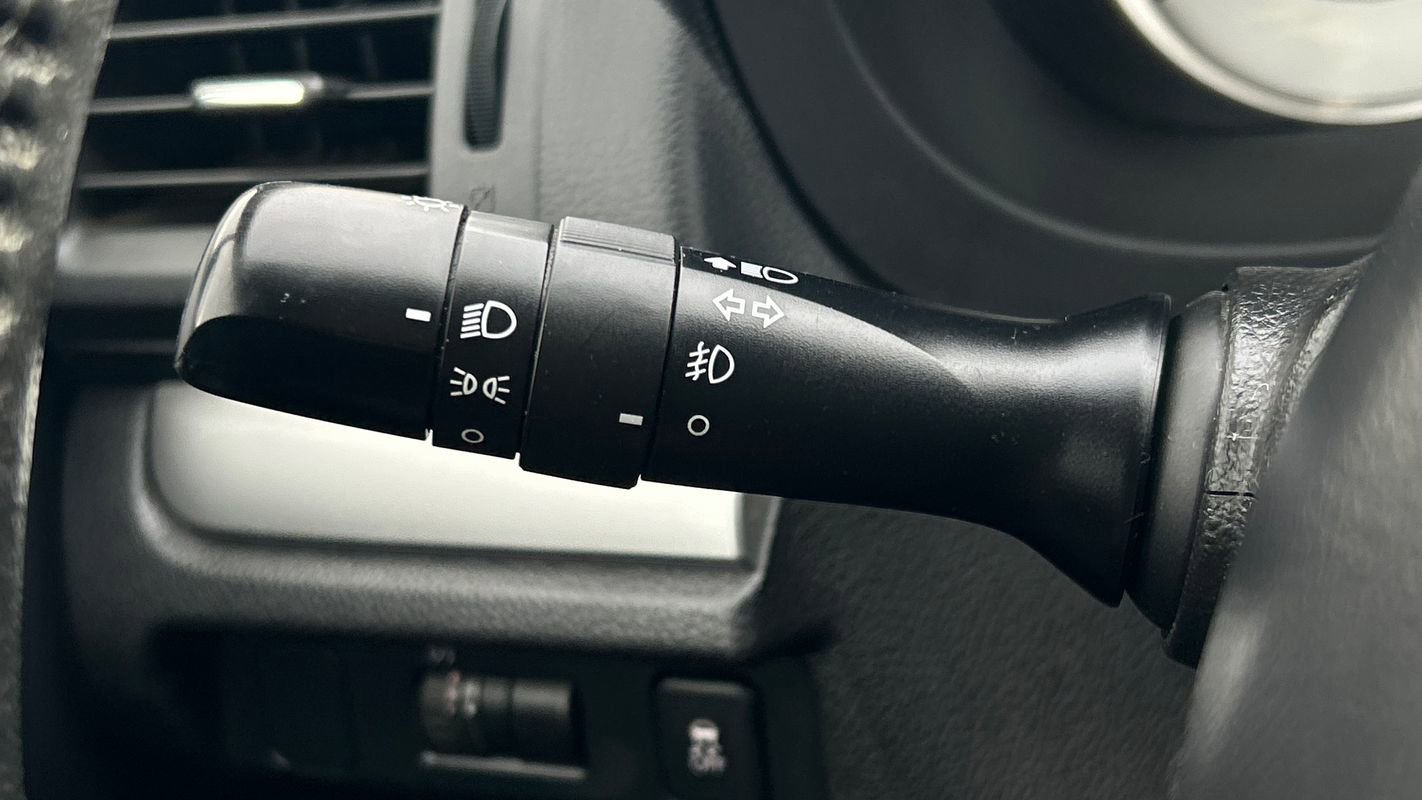 Used 2013 Subaru Impreza 2.0i Sport Premium image 21