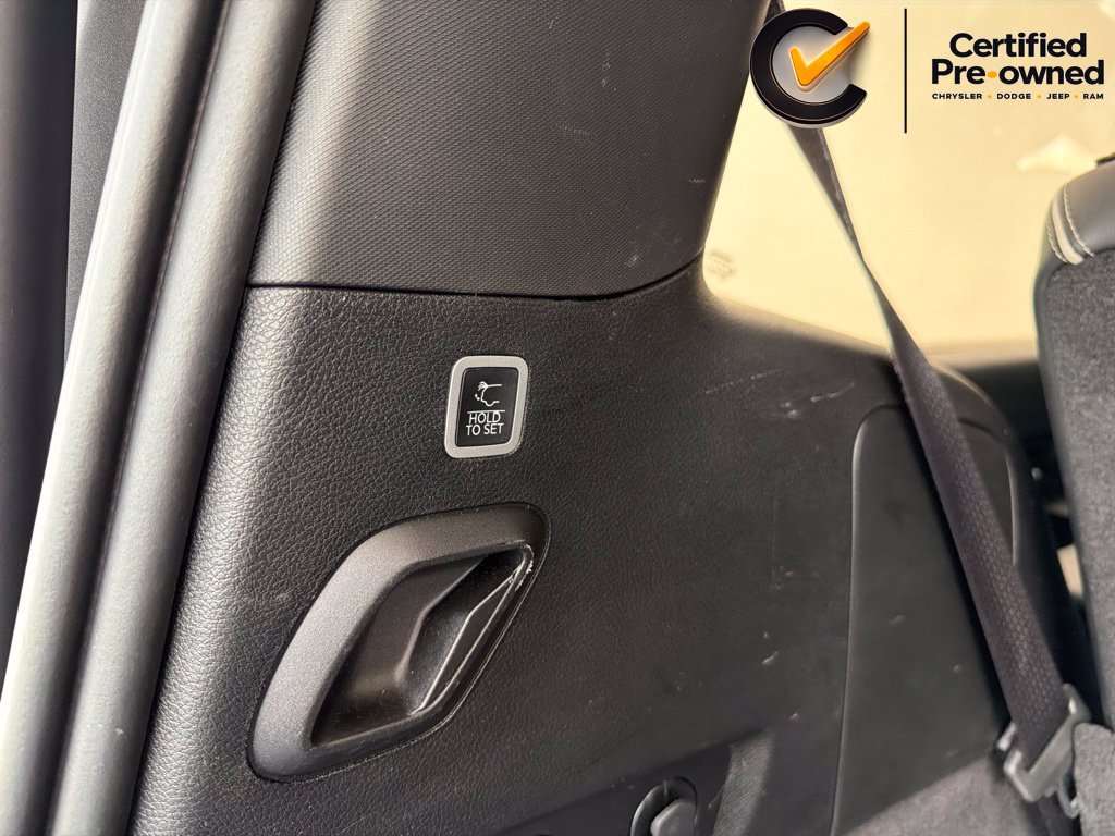 Used 2023 Jeep Grand Wagoneer Series II AWD/4WD image 21