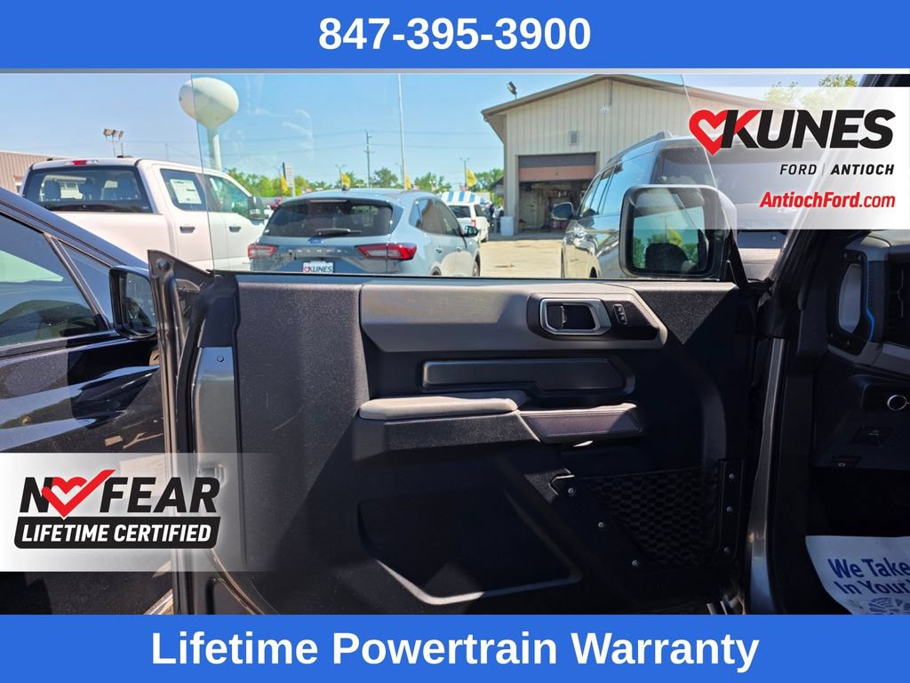 Used 2022 Ford Bronco Black Diamond AWD/4WD image 18