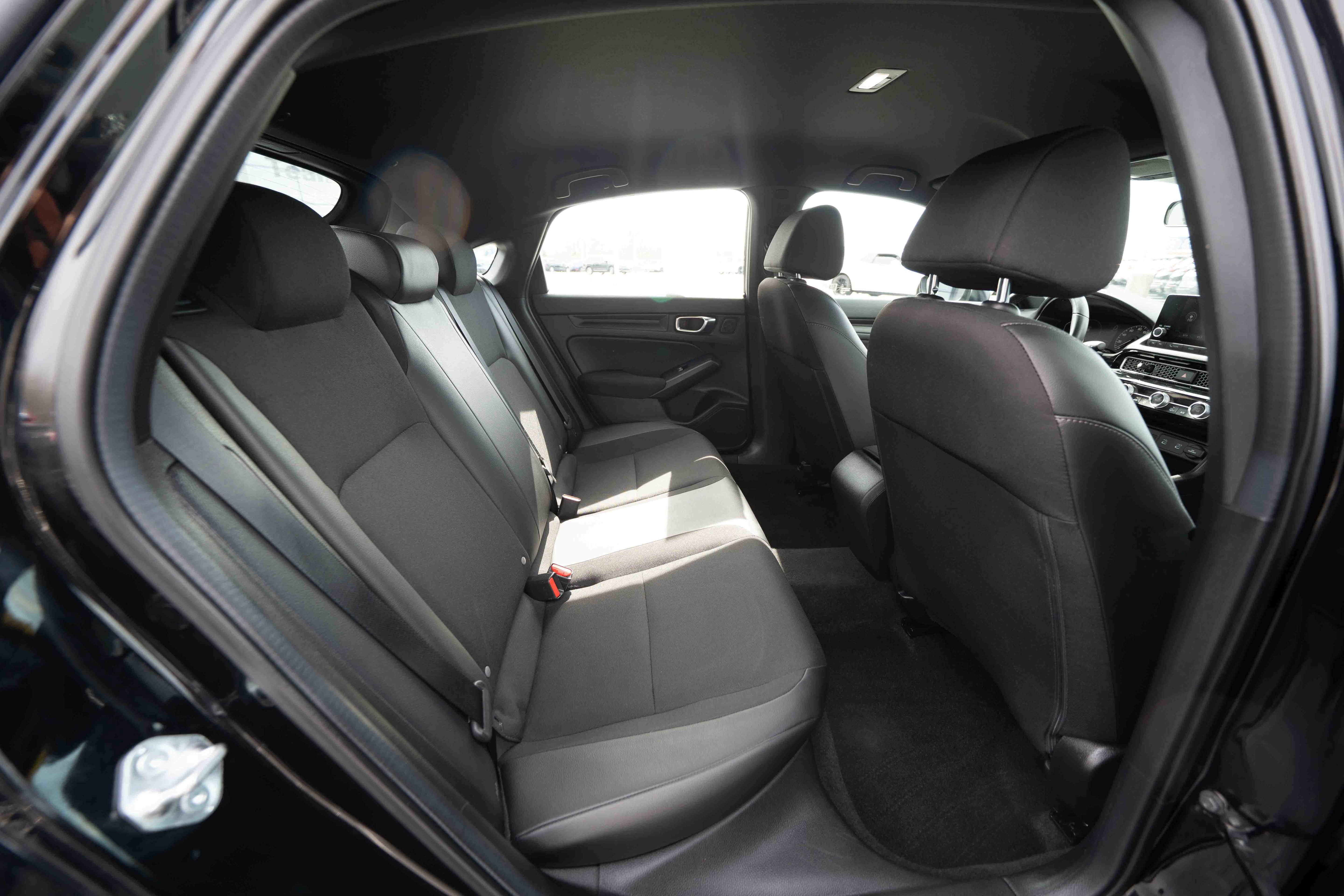 Certified 2025 Honda Civic Sport image 24