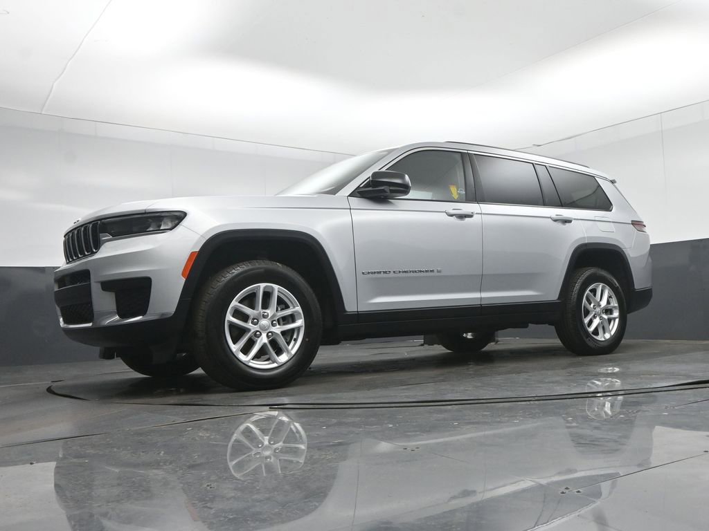 Used 2023 Jeep Grand Cherokee L Laredo AWD/4WD image 65