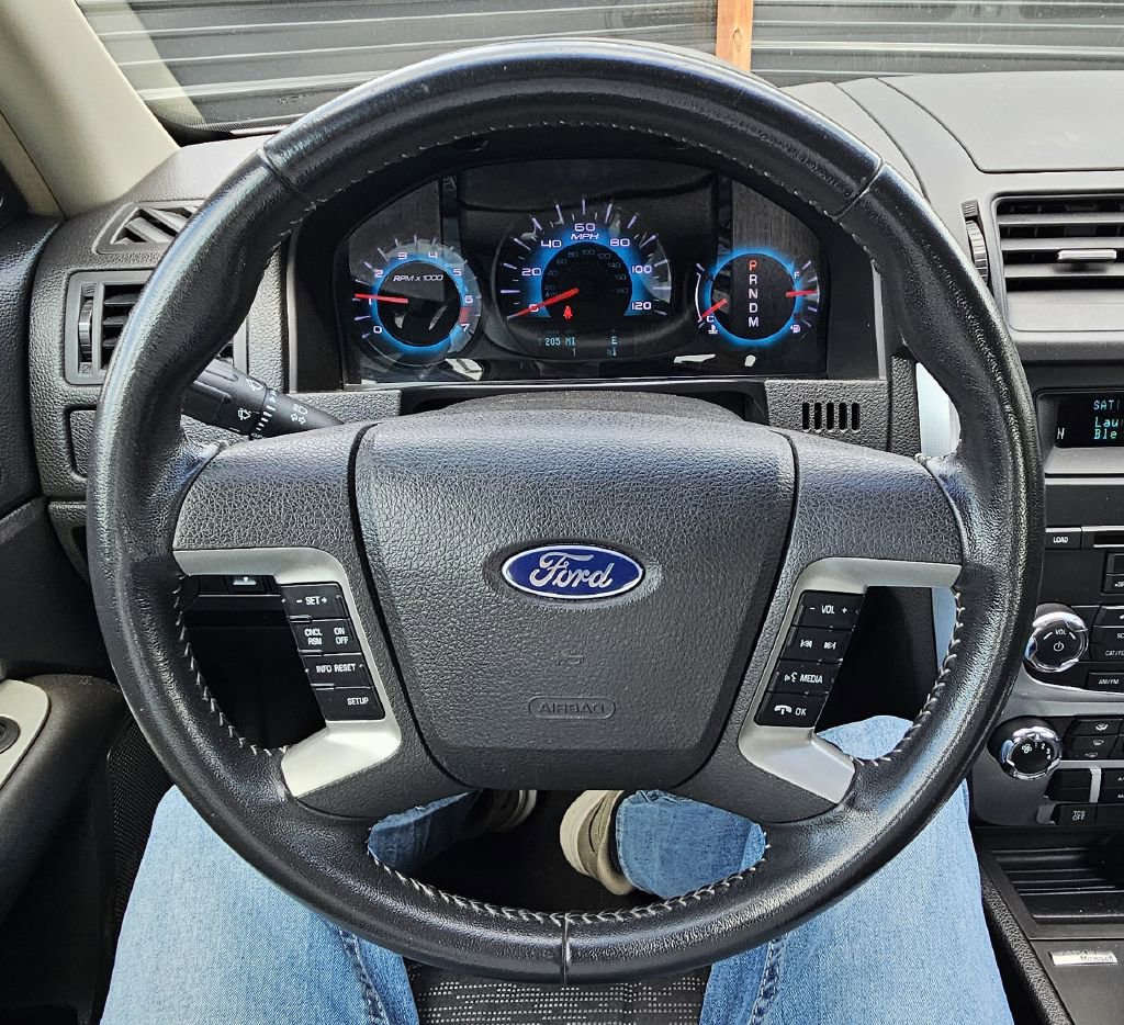 Used 2012 Ford Fusion SE FWD image 11