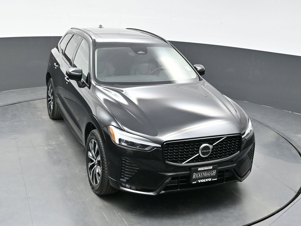 Used 2025 Volvo XC60 B5 Plus AWD/4WD image 31