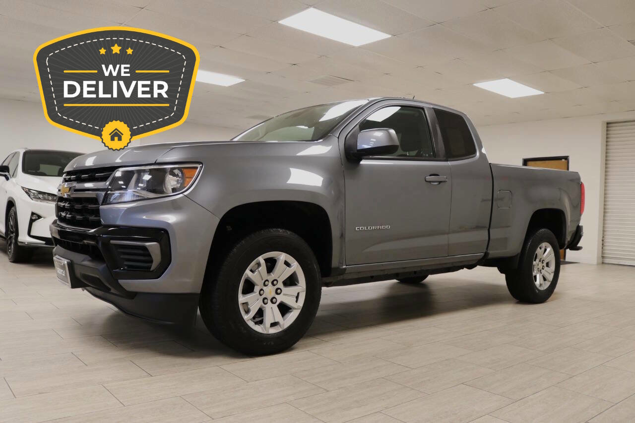 Used 2022 Chevrolet Colorado LT w/ Fleet Safety Package image 2