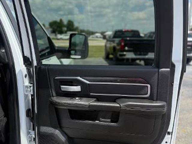 Used 2024 RAM 3500 Big Horn image 49
