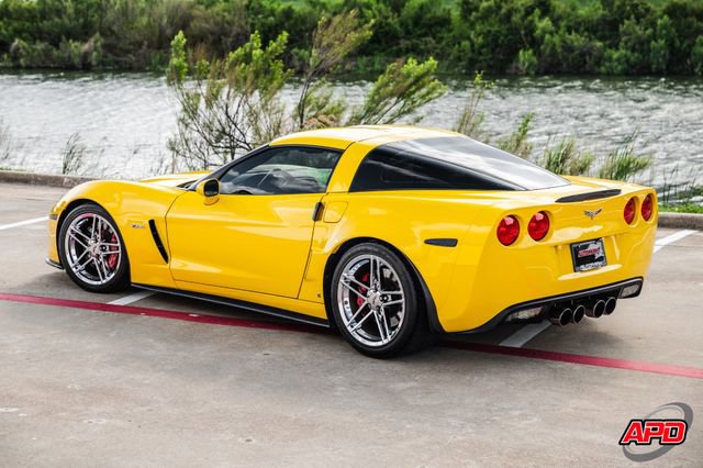 Used 2008 Chevrolet Corvette Z06 w/ Preferred Equipment Group RWD image 4