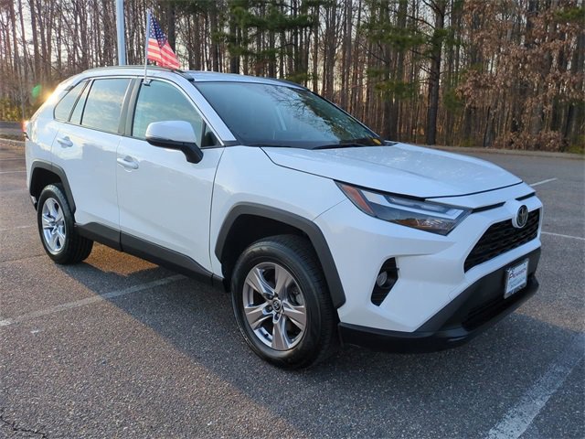 Used 2023 Toyota RAV4 XLE image 2