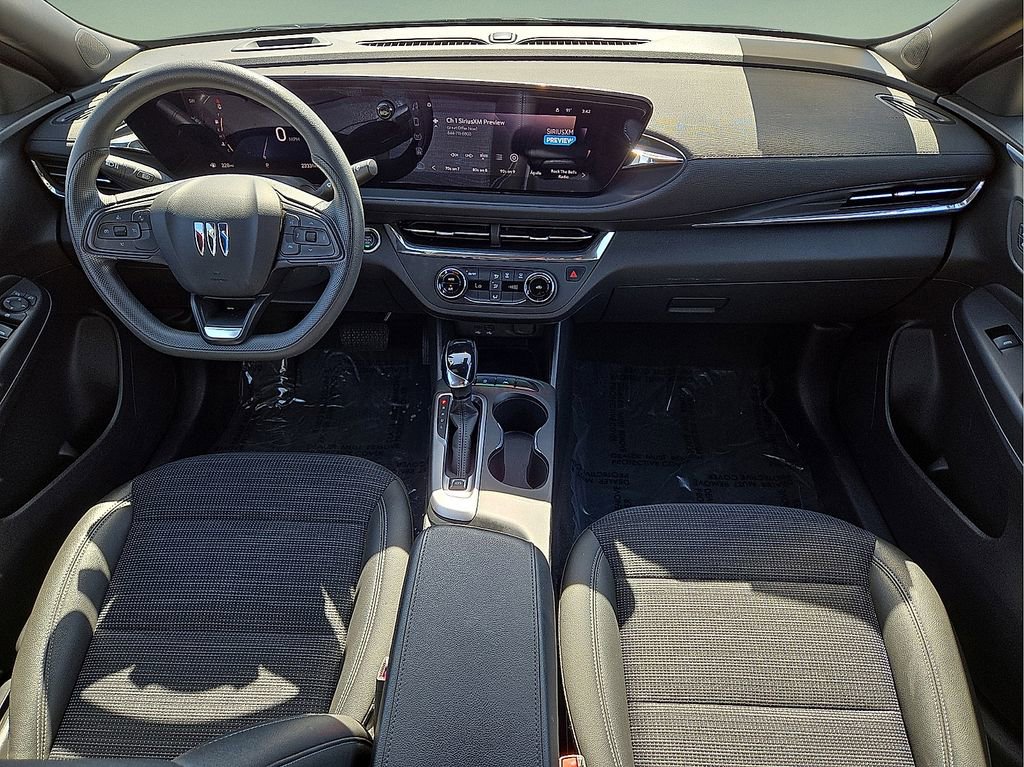 Used 2025 Buick Envista Preferred image 16
