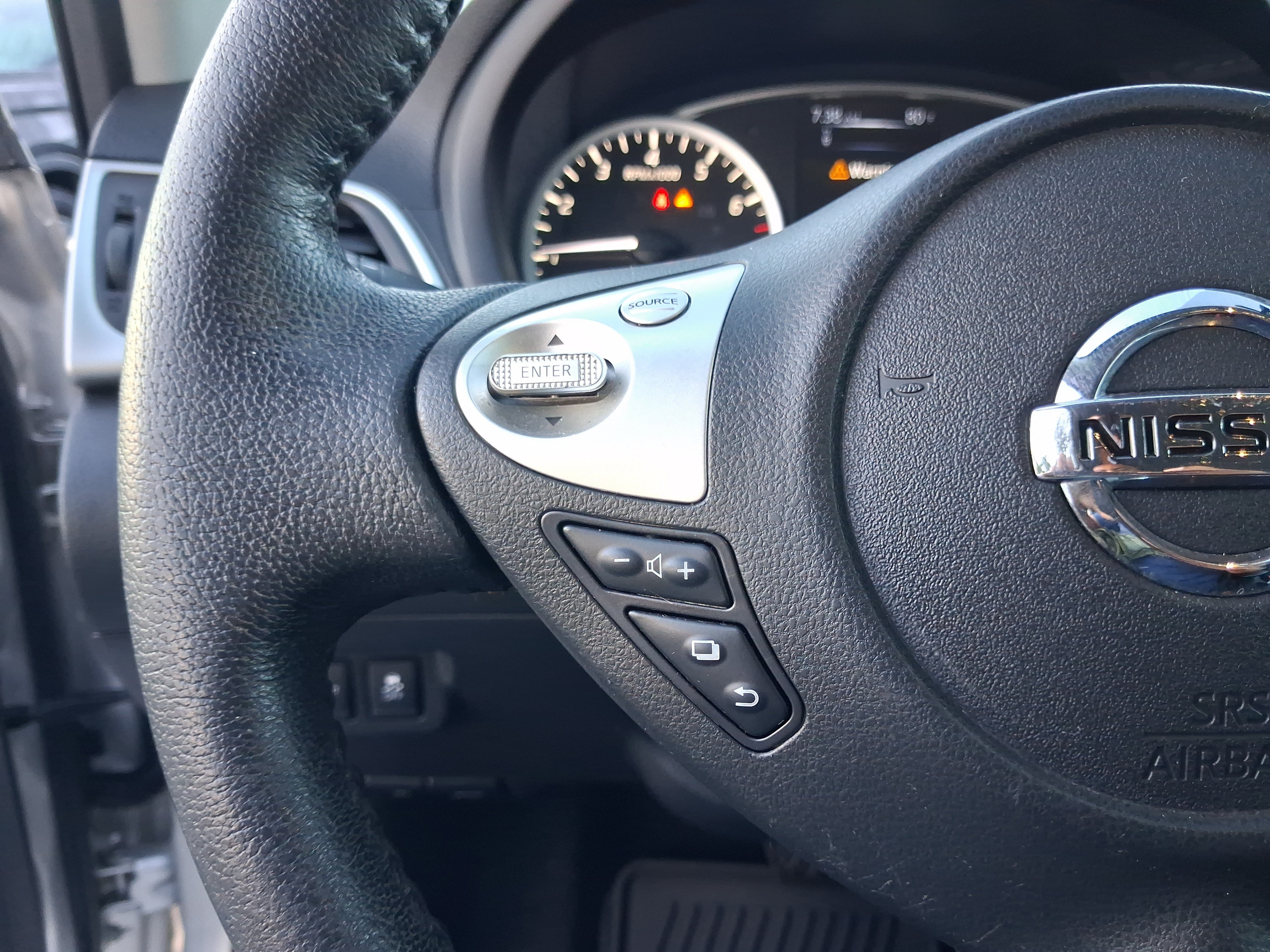 Used 2018 Nissan Sentra SV FWD image 17