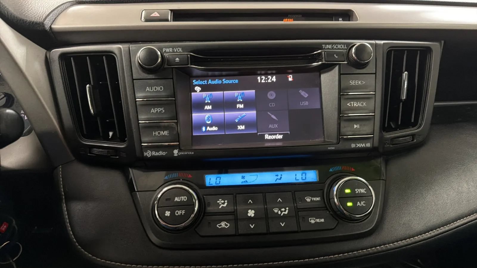 Used 2016 Toyota RAV4 XLE AWD/4WD image 11