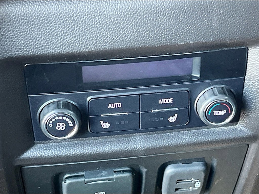 Used 2022 Chevrolet Traverse Premier w/ Redline Edition image 27