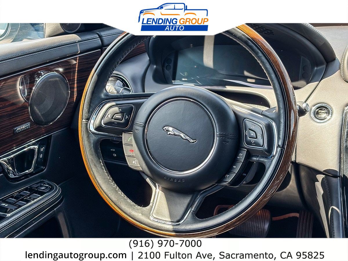 Used 2017 Jaguar XJ L Portfolio RWD image 14