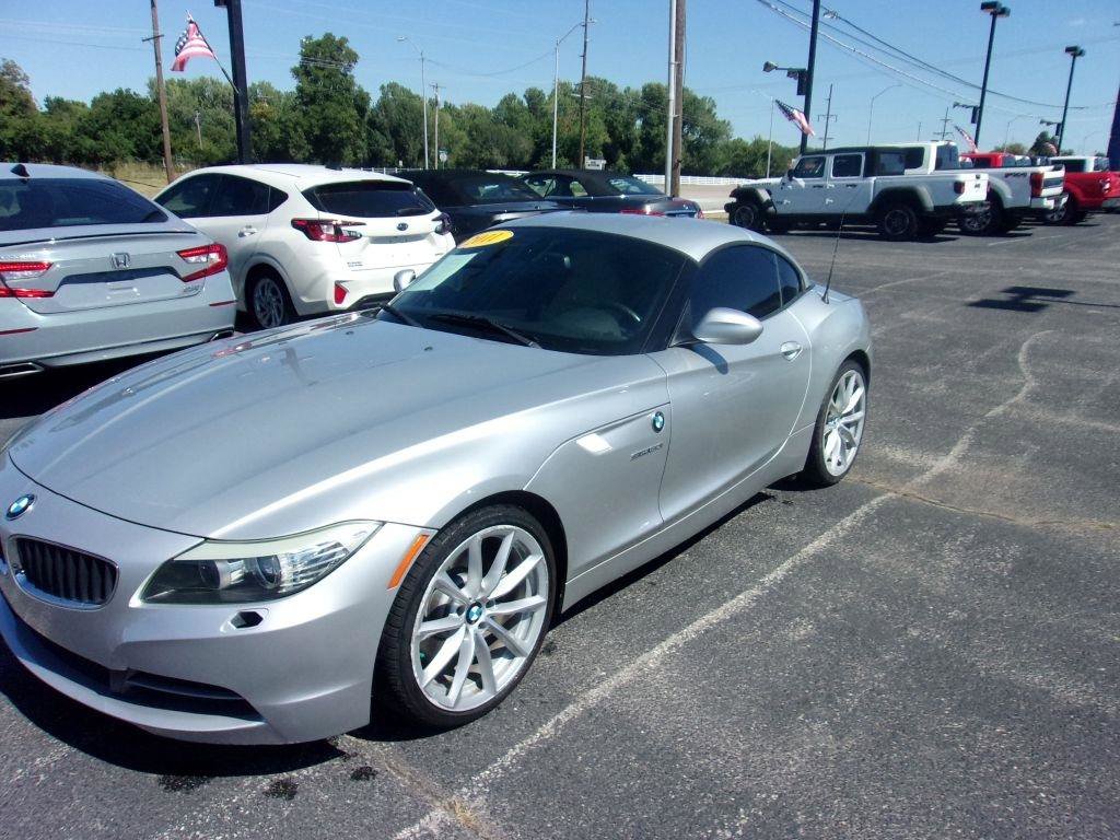Used 2011 BMW Z4 sDrive30i RWD image 1