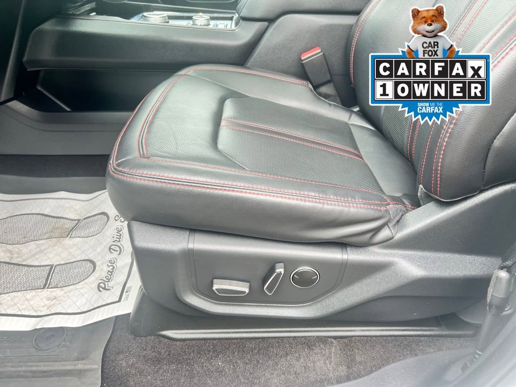 Used 2022 Ford Expedition Max Limited image 3