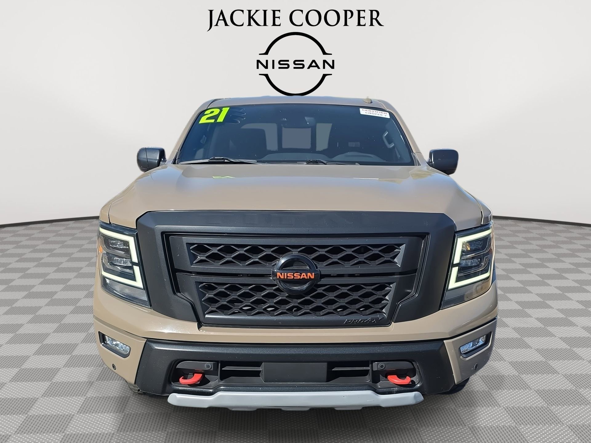 Used 2021 Nissan Titan PRO-4X w/ Pro-4x Utility Package image 2