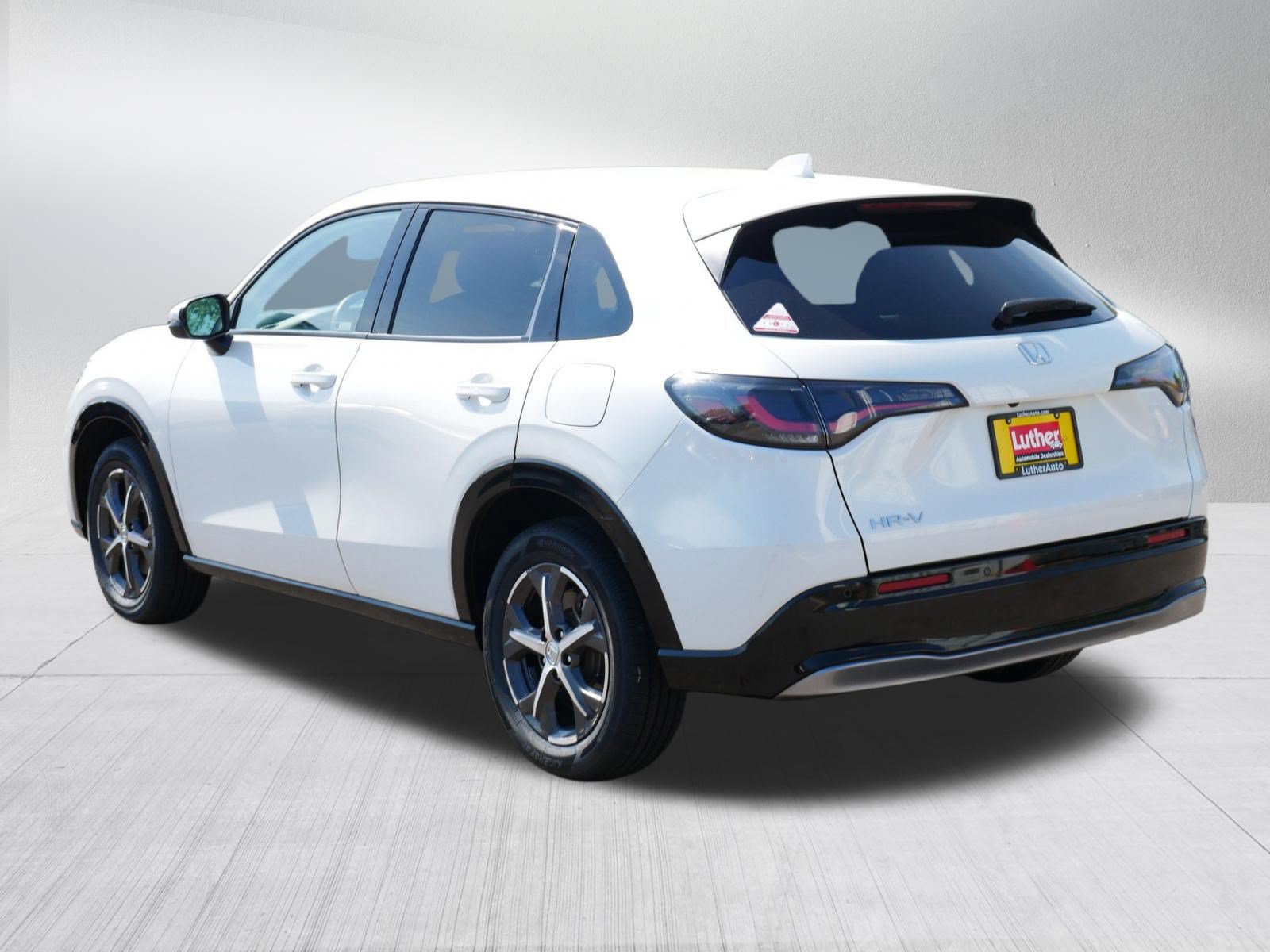 Certified 2024 Honda HR-V EX-L image 5