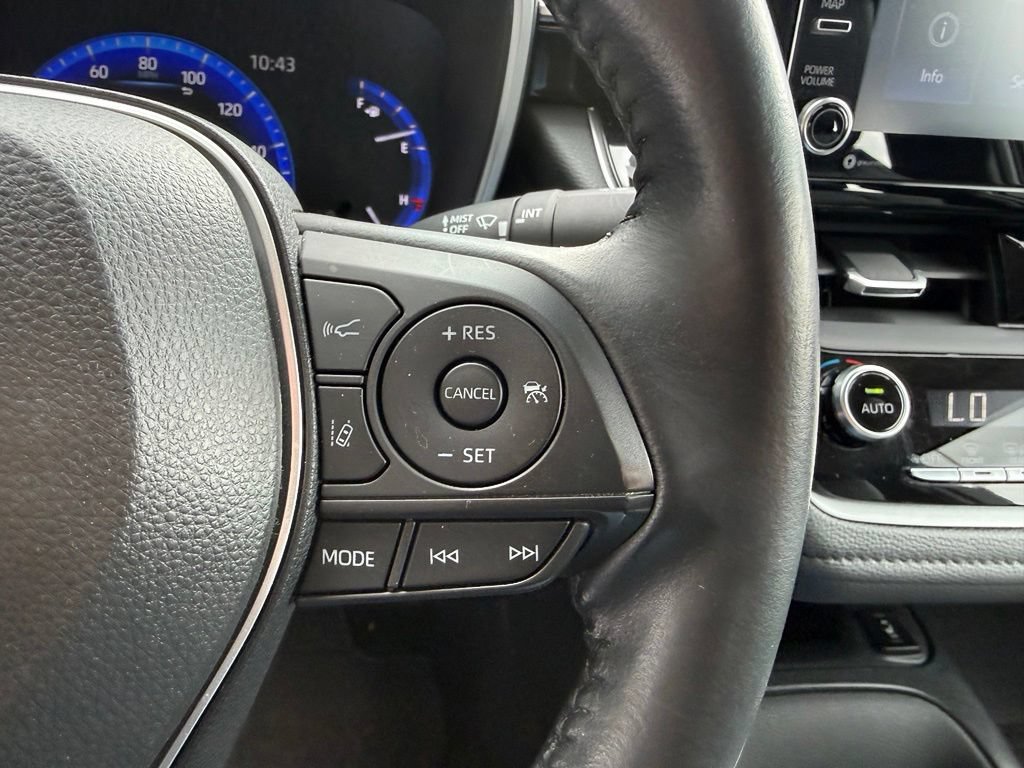 Certified 2021 Toyota Corolla XLE FWD image 29