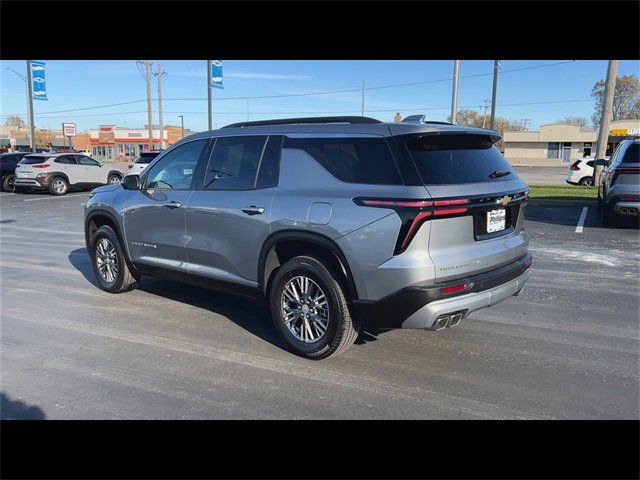 Certified 2024 Chevrolet Traverse LT w/ Trailering Package image 6