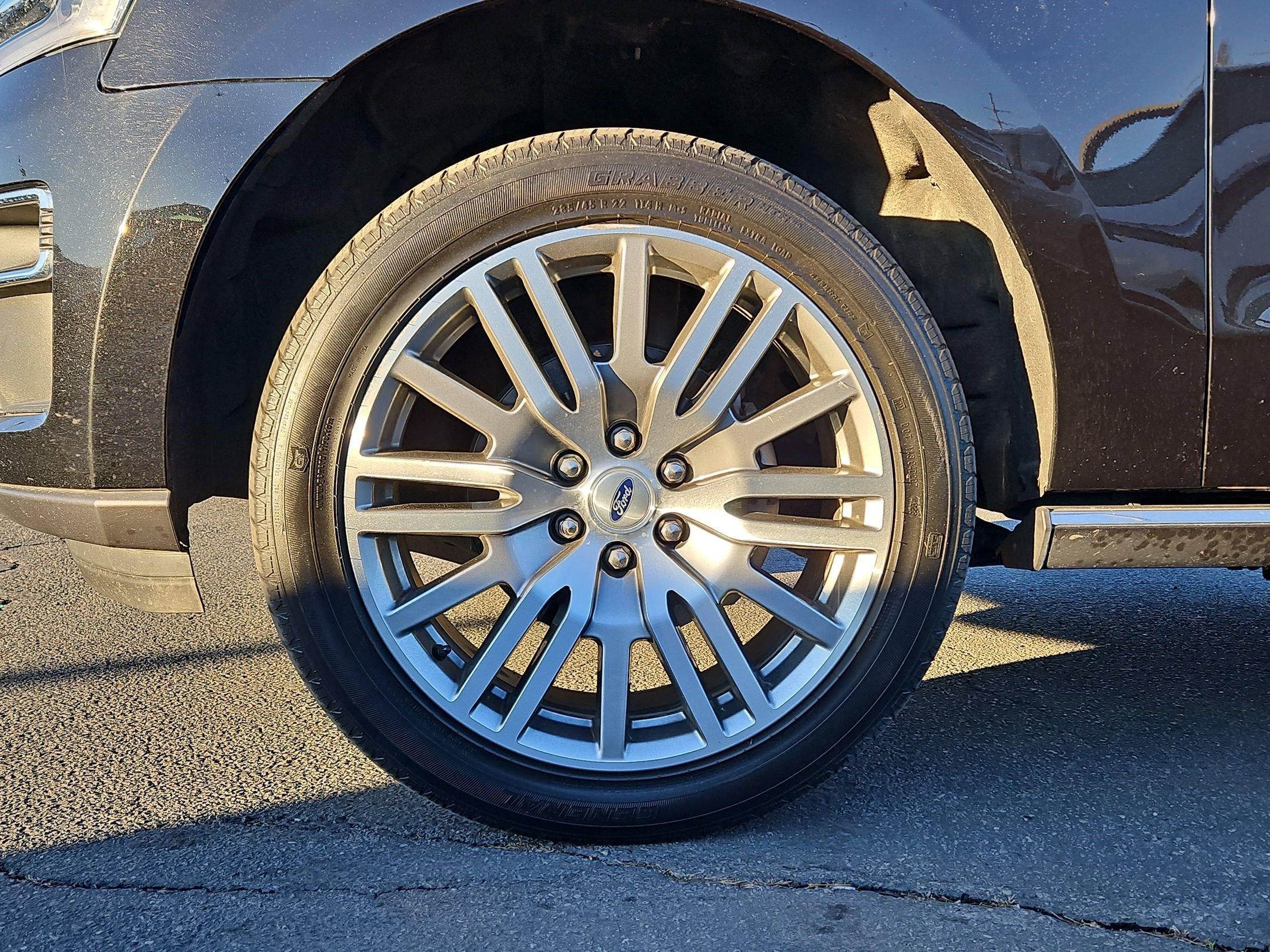 Used 2024 Ford Expedition Max Limited image 14